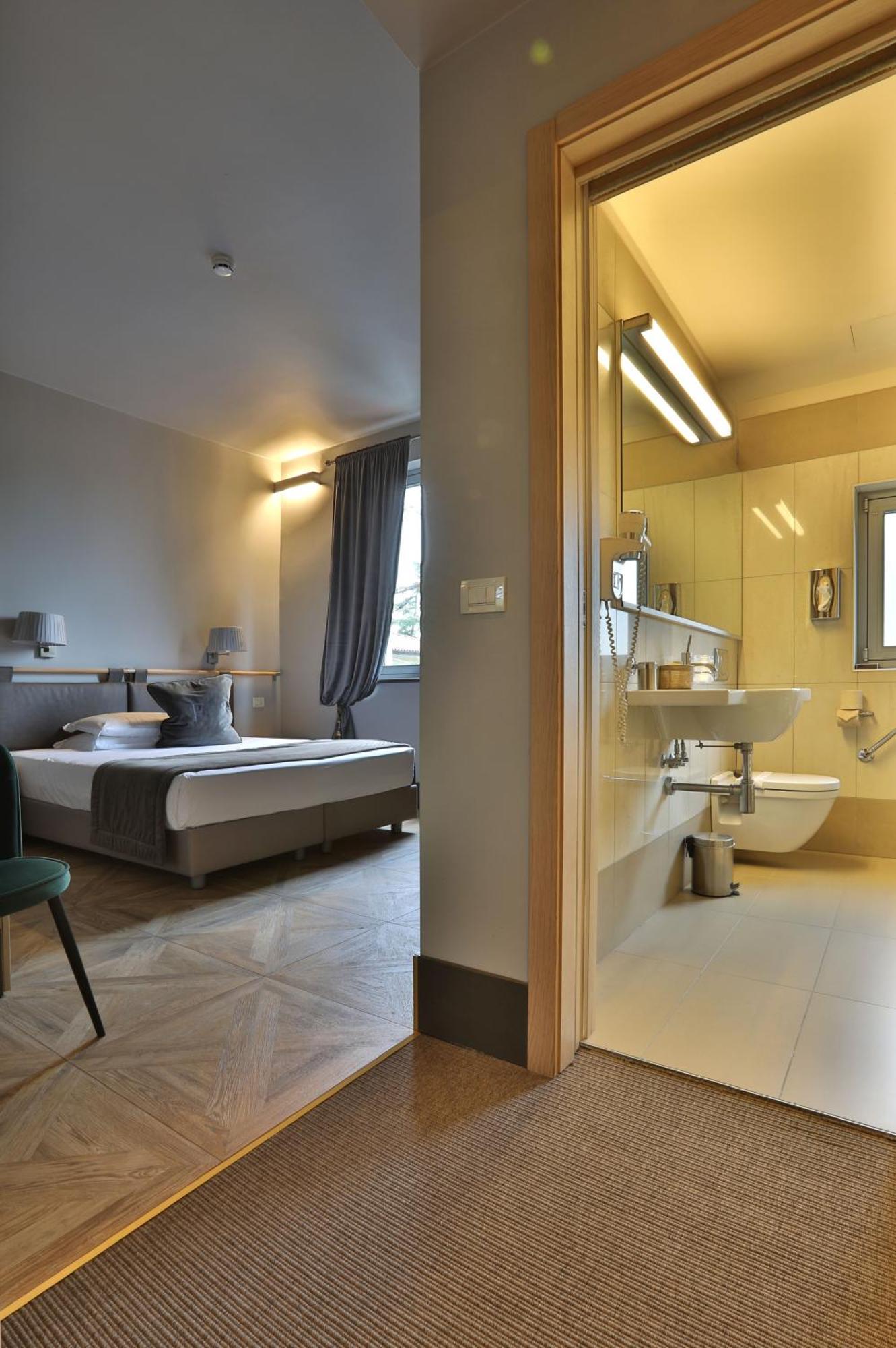 Hotel Le Corderie Trieste Ngoại thất bức ảnh